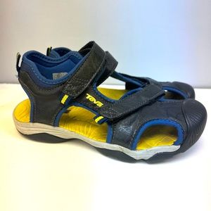 Teva- Boys Black/Yellow/Blue,‎ Sandals- Size: 8 inches across bottom